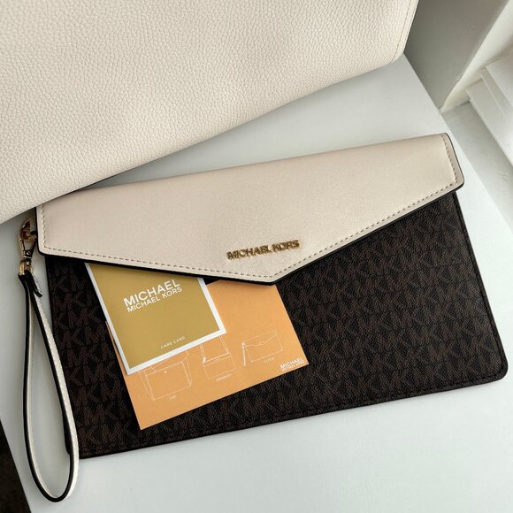 Brand New Michael Kors Tote Wallet Set Light Beige White - Picture 2 of 7